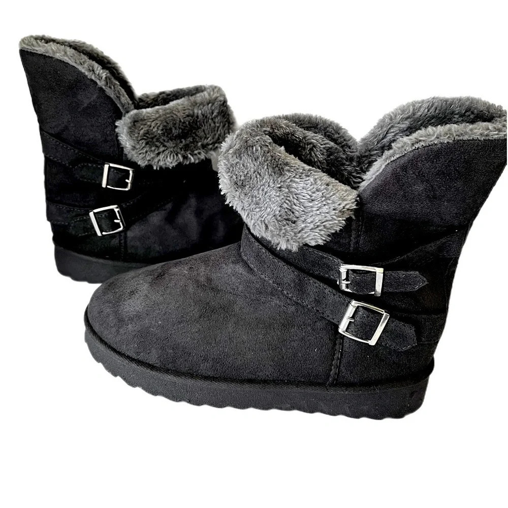 New Attitude Eddie Gray Boots size 8 medium JJ346.  Fax fur inside.